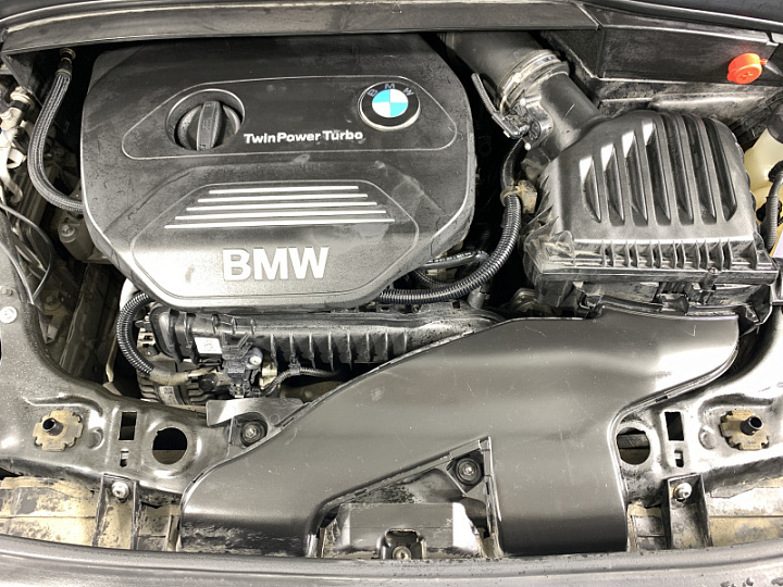 BMW 2 серии Active Tourer 1.5, 2017 года, Автоматическая, БЕЛЫЙ
