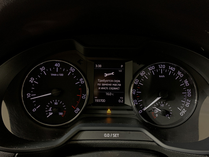 SKODA Octavia 1.4, 2016 года, Робот, Серебристый