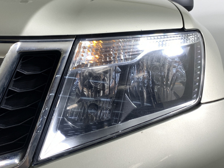 Nissan Terrano 1.998, 2015 года, 4at, Серо-бежевый