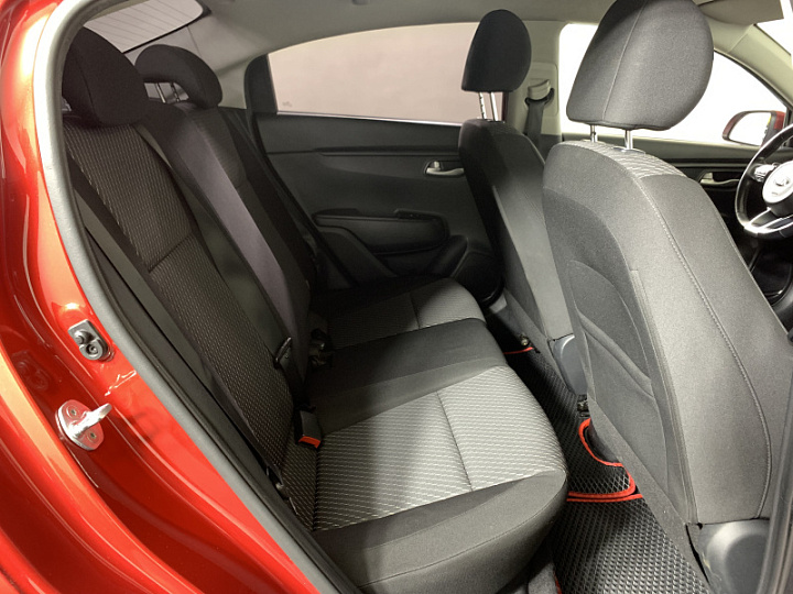 KIA Rio 1.6, 2017 года, Автоматическая, Красный
