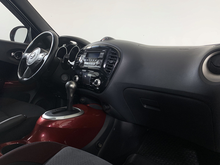 NISSAN Juke 1.6, 2013 года, Вариатор, КРАСНЫЙ