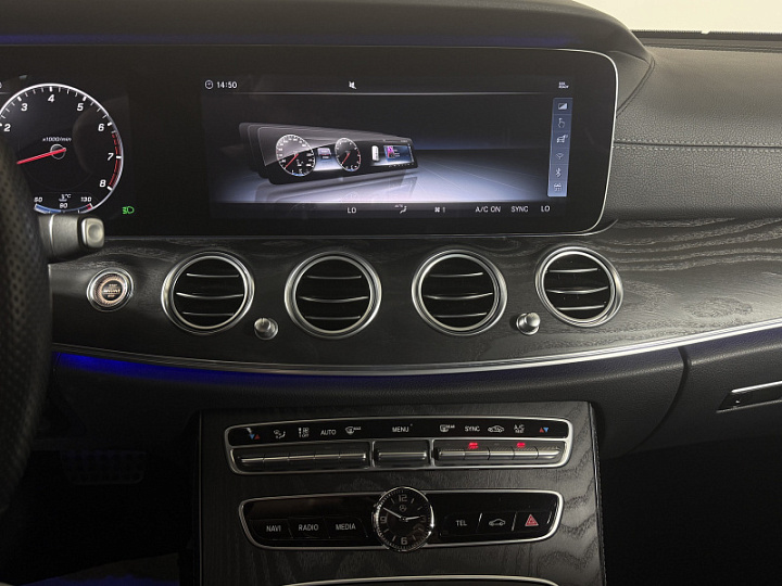 Mercedes-Benz E-Класс 2, 2018 года, Автоматическая, ЧЕРНЫЙ