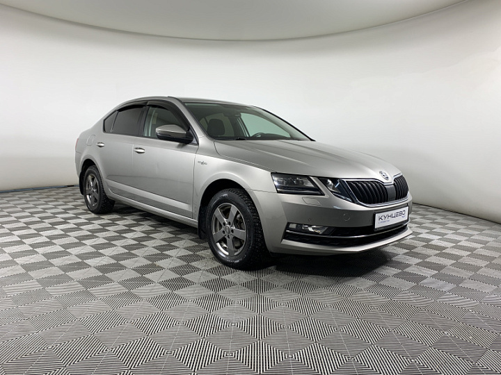 SKODA Octavia 1.6, 2019 года, Механика, БЕЖЕВЫЙ