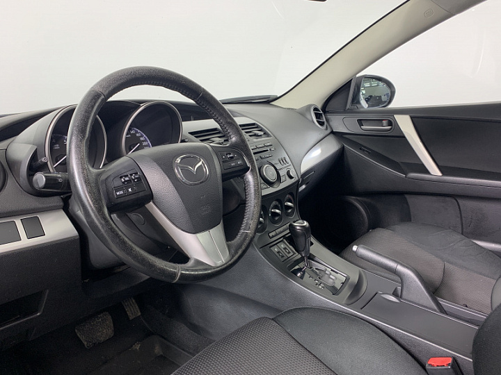 MAZDA 3 1.6, 2012 года, Автоматическая, БЕЛЫЙ