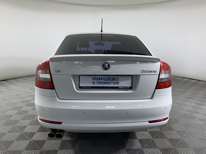SKODA Octavia 2, 2012 года, Автоматическая, БЕЛЫЙ