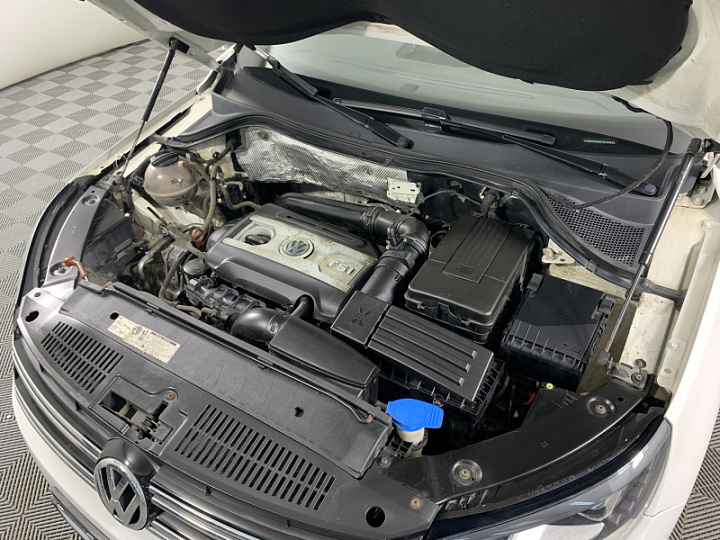 VOLKSWAGEN Tiguan 2, 2012 года, Автоматическая, БЕЛЫЙ