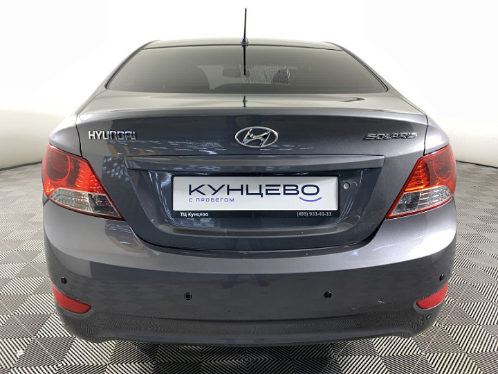 HYUNDAI Solaris 1.6, 2013 года, Автоматическая, Черно-Серый