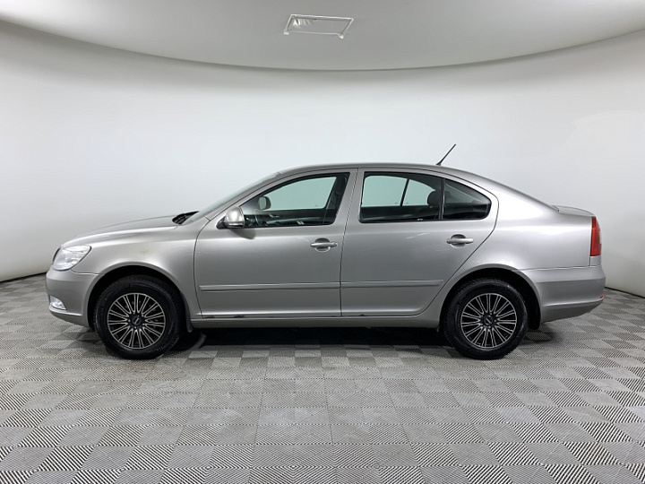 SKODA Octavia 1.4, 2011 года, Механика, СЕРЫЙ