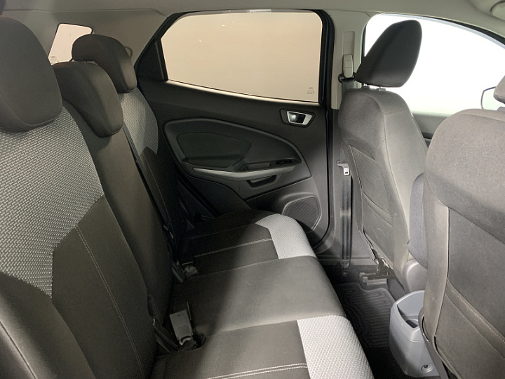 FORD EcoSport 2, 2017 года, Механика, СЕРЫЙ
