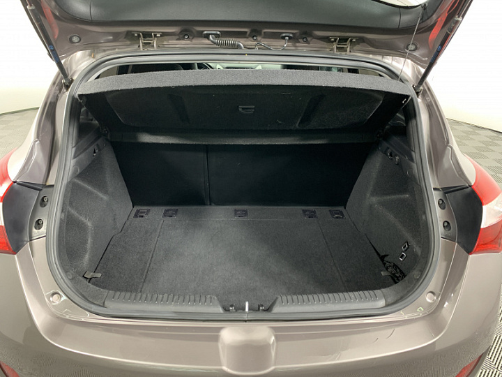 HYUNDAI i30 1.6, 2013 года, Автоматическая, КОРИЧНЕВЫЙ
