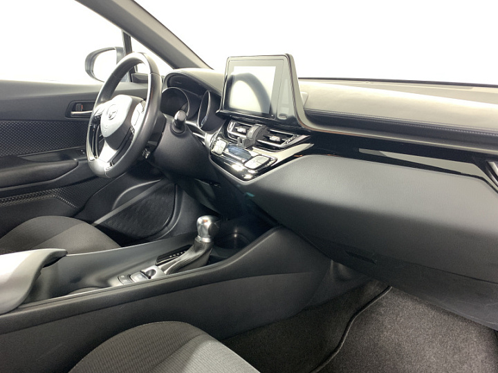 TOYOTA C-HR 1.8, 2019 года, Автоматическая, СЕРЫЙ
