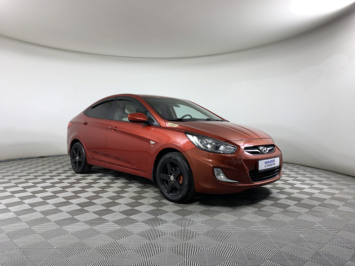 HYUNDAI Solaris 1.6, 2011 года, Механика, Красный гранат
