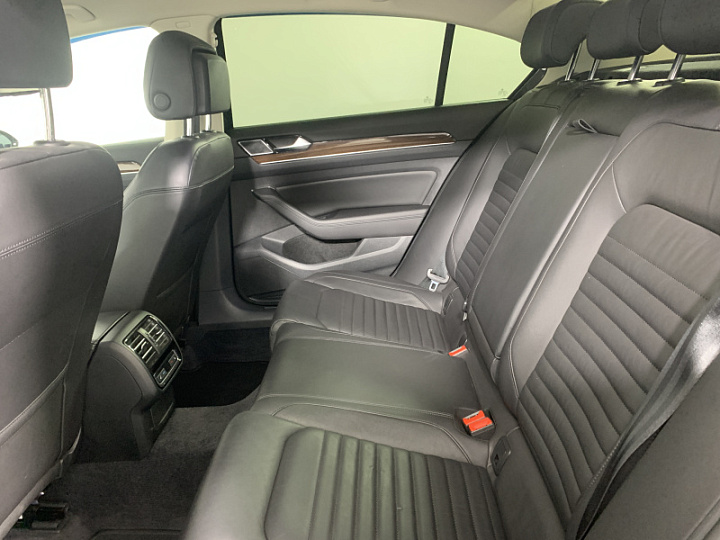 VOLKSWAGEN Passat 1.8, 2018 года, Робот, Черно-Серый