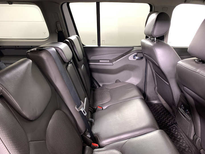 NISSAN Pathfinder 2.5, 2011 года, Автоматическая, БЕЛЫЙ