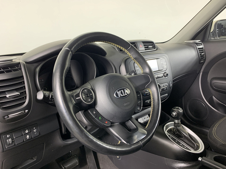 KIA Soul 1.6, 2015 года, Автоматическая, БЕЖЕВЫЙ