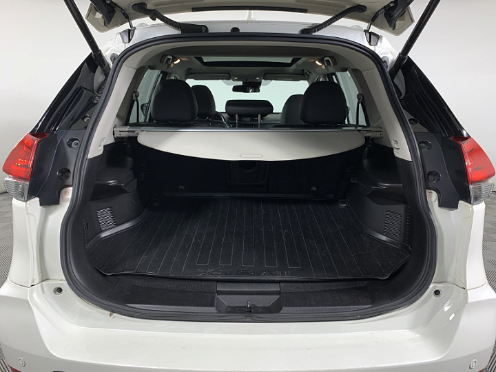 NISSAN X-Trail 2.5, 2018 года, Вариатор, БЕЛЫЙ
