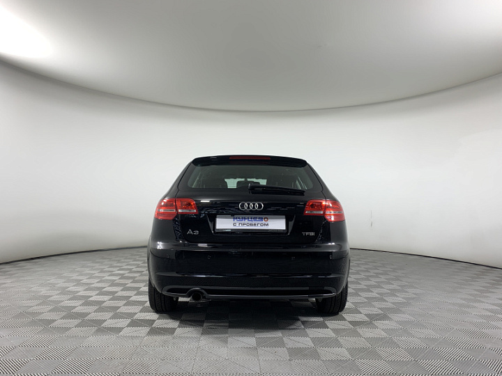 AUDI A3 1.2, 2012 года, Робот, ЧЕРНЫЙ