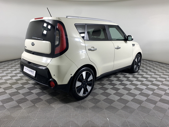 KIA Soul 1.6, 2015 года, Автоматическая, Бежевый