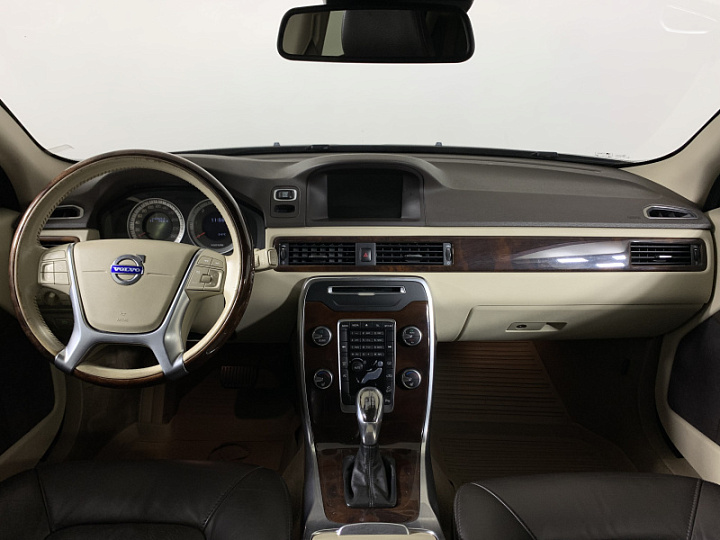 Volvo XC70 2.4, 2012 года, Автоматическая, Бежевый
