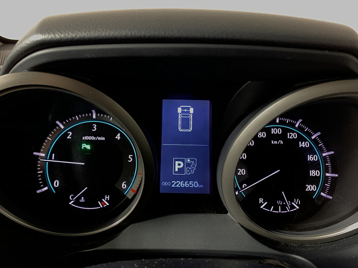 TOYOTA Land Cruiser Prado 3, 2013 года, Автоматическая, ЧЕРНЫЙ