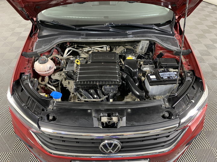 VOLKSWAGEN Polo 1.6, 2020 года, Автоматическая, КРАСНЫЙ