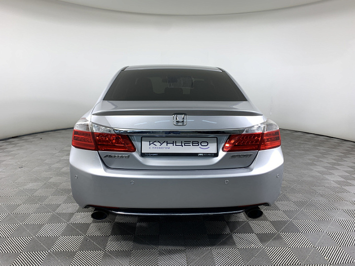 HONDA Accord 2.4, 2013 года, Автоматическая, Серебристый