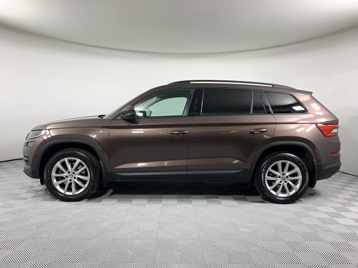 SKODA Kodiaq 2, 2018 года, Автоматическая, КОРИЧНЕВЫЙ