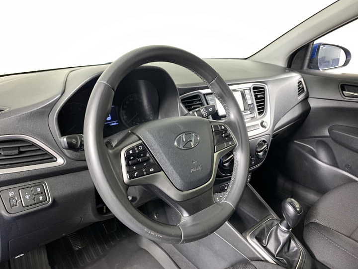HYUNDAI Solaris 1.6, 2018 года, Механика, СИНИЙ