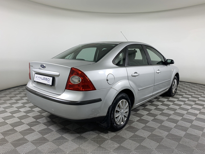 FORD Focus 1.8, 2006 года, Механика, Серебристый