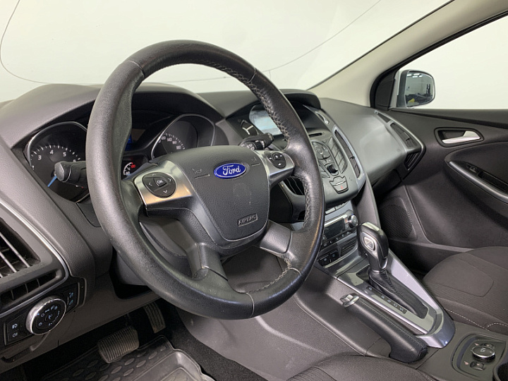 FORD Focus 2, 2014 года, Робот, БЕЛЫЙ