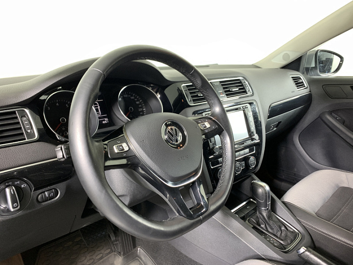 VOLKSWAGEN Jetta 1.4, 2015 года, Робот, Серебристый