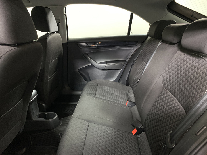Skoda Rapid 1.6, 2017 года, Автоматическая, Коричневый