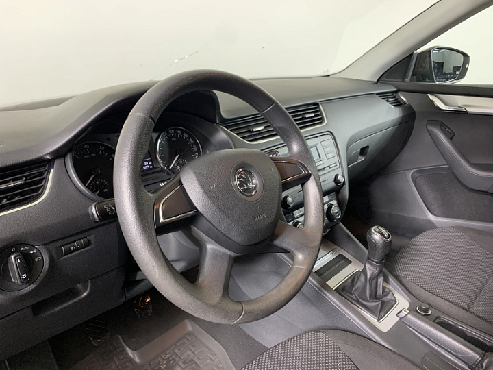 SKODA Octavia 1.4, 2014 года, Механика, КОРИЧНЕВЫЙ