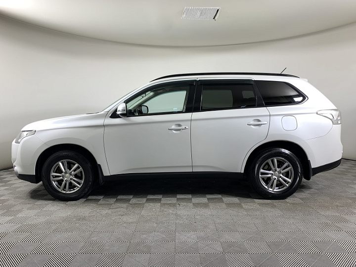 MITSUBISHI Outlander 2.4, 2013 года, Вариатор, БЕЛЫЙ
