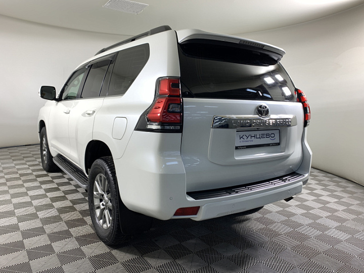 TOYOTA Land Cruiser Prado 2.8, 2018 года, Автоматическая, БЕЛЫЙ