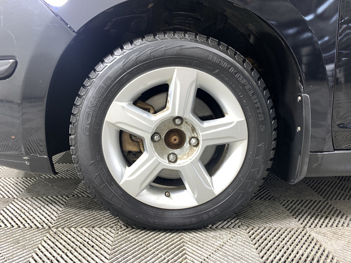 Nissan Tiida 1.6, 2010 года, Автоматическая, Черный