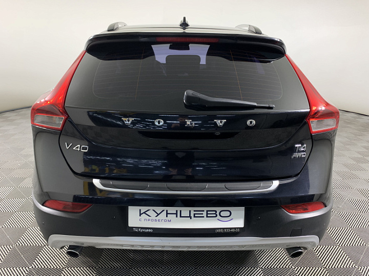 Volvo V40 2, 2014 года, Автоматическая, Черный