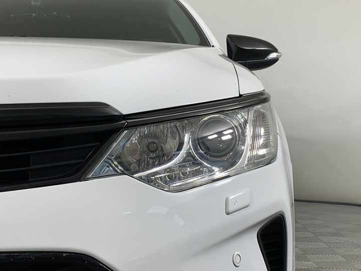 TOYOTA Camry 2.5, 2017 года, Автоматическая, БЕЛЫЙ