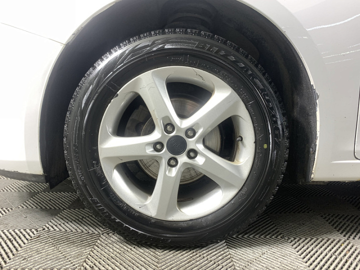 Chevrolet Cruze 1.8, 2013 года, Автоматическая, Белый