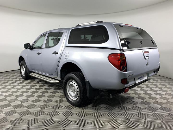 MITSUBISHI L200 2.5, 2010 года, Механика, СЕРЫЙ