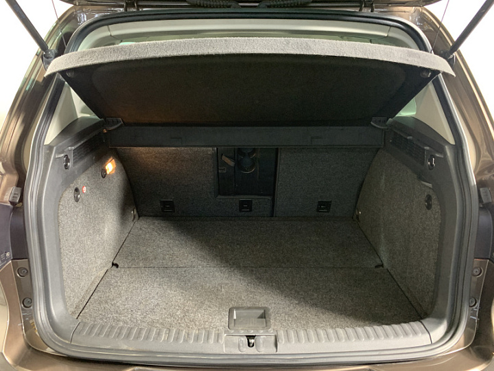 VOLKSWAGEN Tiguan 2, 2015 года, Автоматическая, КОРИЧНЕВЫЙ