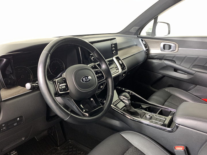 KIA Sorento 2.5, 2020 года, Автоматическая, БЕЛЫЙ