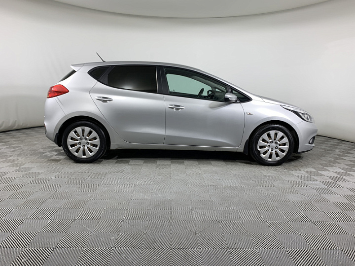 KIA Ceed 1.6, 2013 года, Механика, БЕЛЫЙ