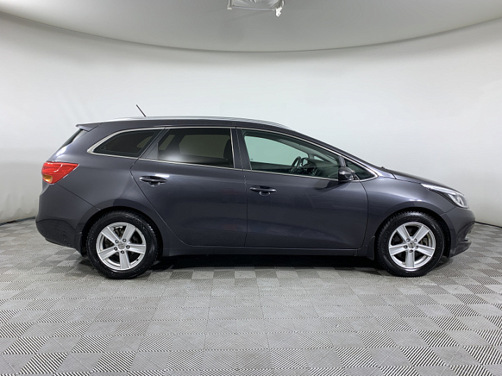 KIA Ceed 1.6, 2013 года, Автоматическая, СЕРЫЙ