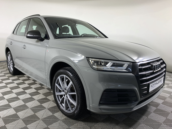 Audi Q5 2, 2020 года, Робот, Светло серый