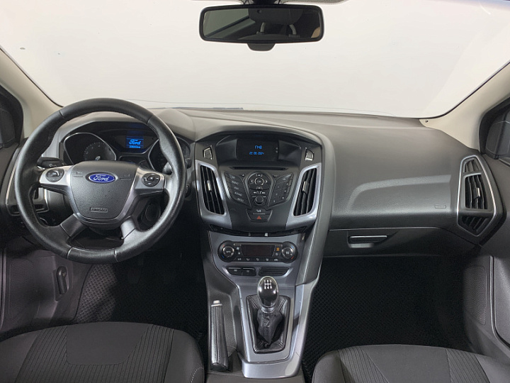 FORD Focus 1.6, 2013 года, Механика, КРАСНЫЙ