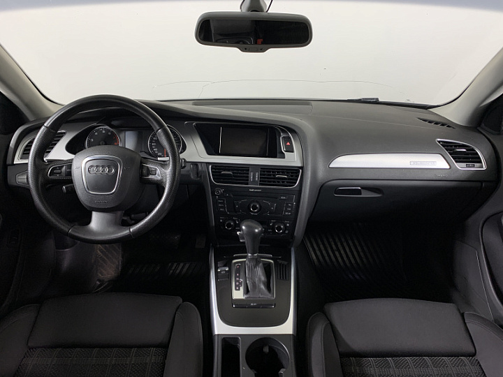 AUDI A4 2, 2010 года, Робот, ЧЕРНЫЙ