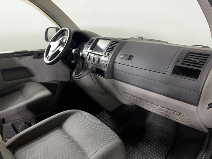 VOLKSWAGEN Caravelle 2, 2011 года, Робот, СЕРЫЙ
