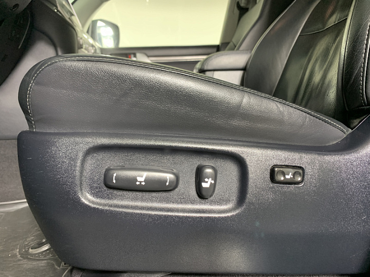 TOYOTA Land Cruiser 4.5, 2019 года, Автоматическая, ЧЕРНЫЙ