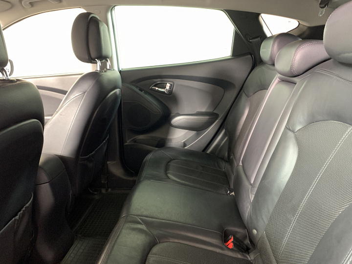 HYUNDAI ix35 2, 2010 года, Автоматическая, БЕЛЫЙ